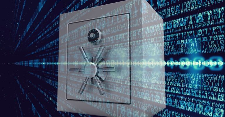 Interface MyCecurity coffre-fort numérique sécurisé tableau de bord entreprise certifié ANSSI